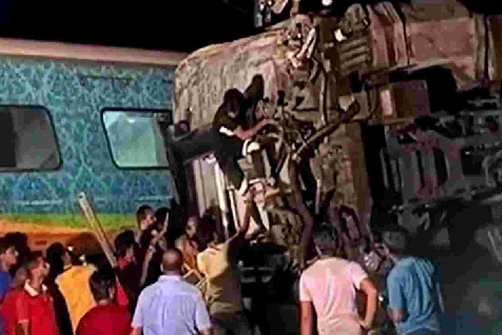 President, PM, other leaders express grief over loss of lives in Odisha rail accident