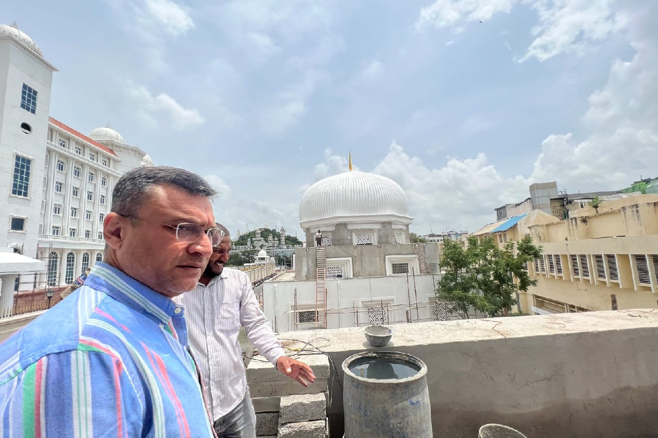 Akbaruddin Owaisi inspects construction of mosque at Telangana Secretariat