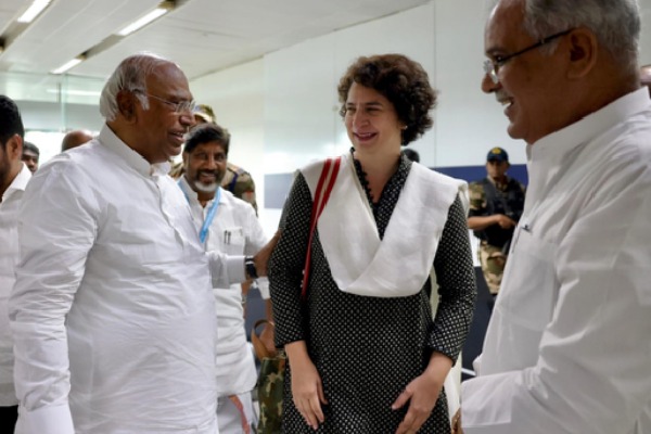 CWC begins key meet in Hyderabad to evolve poll strategy