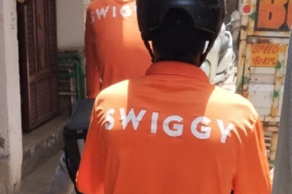 After Zomato, now Swiggy increases platform fee to Rs 3 for food orders