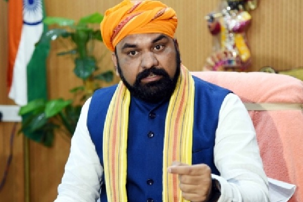 Bihar BJP chief calls Nitish Kumar 'elderly' person who needs rest