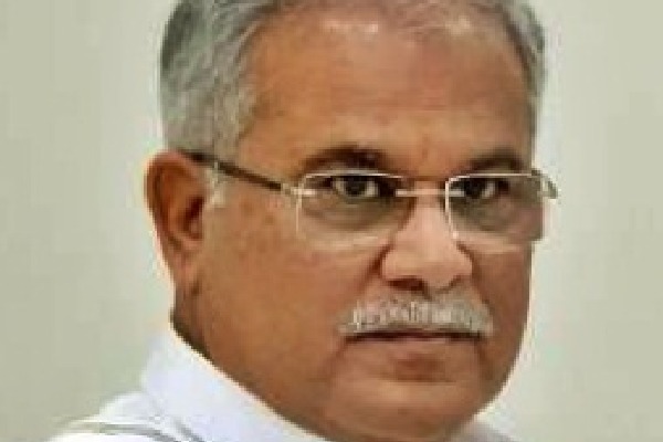 Baghel writes to PM Modi demanding ban on Mahadev app
