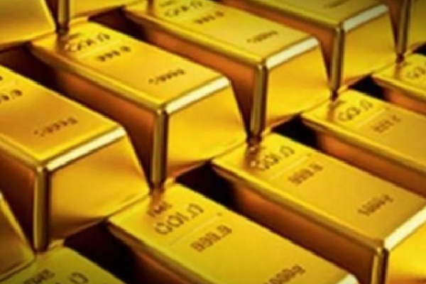 Gold prices soar to lifetime high in India