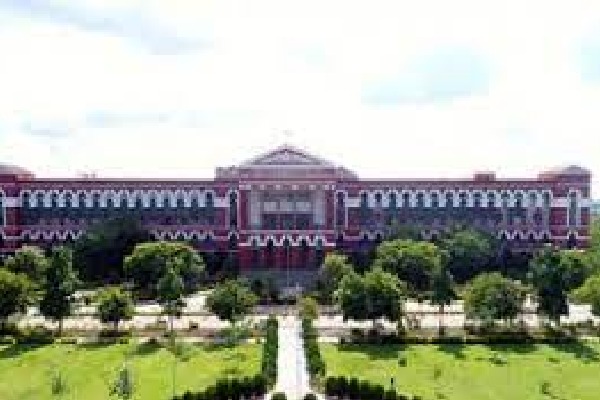 Karnataka High Court suspends live streaming after hackers play obscene videos