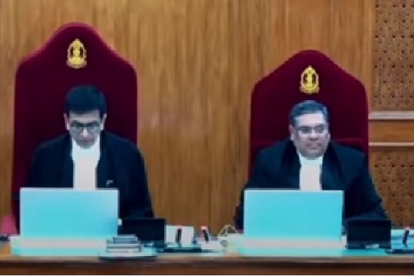 Prez has power to issue notification declaring 'Article 370 ceases to exist': SC