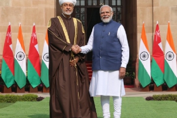 India, Oman push for early conclusion of free trade pact & closer defence ties