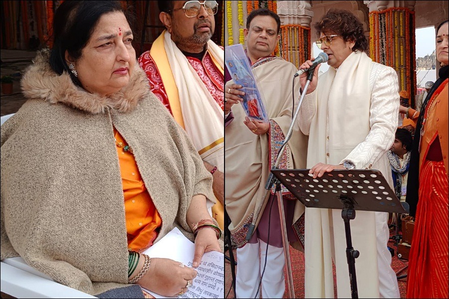 Sonu Nigam sings verses from Ramcharitmanas at Pran Pratishtha ceremony