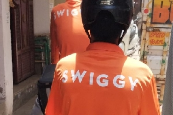 IPO-bound Swiggy likely to raise platform fee from Rs 5 to Rs 10: Report