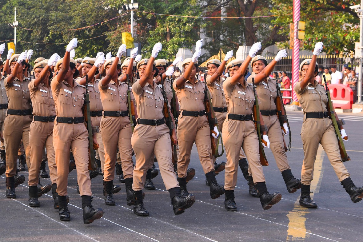 1,132 personnel awarded Gallantry Service Medals on R-Day