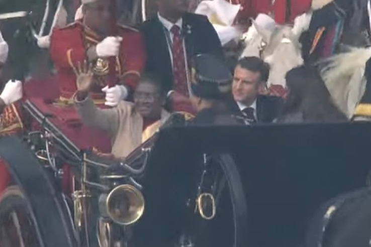 R-Day Parade begins with  ‘Aavaahan’, President's buggy makes a comeback