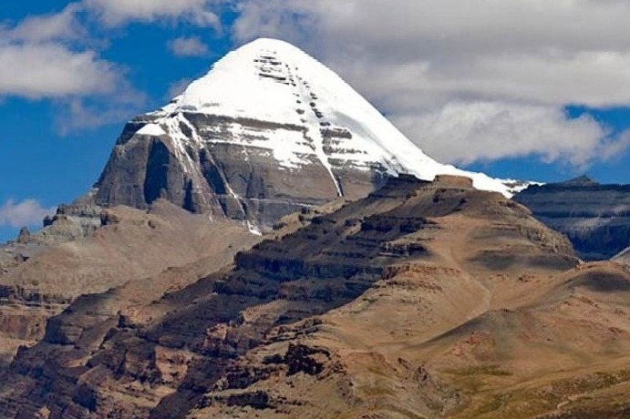 Now, Indian pilgrims can take mountain flight across Kailash Mansarovar