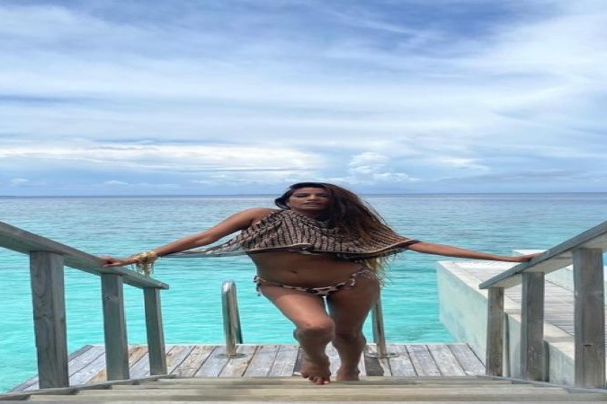 Cine workers' union demands FIR against Poonam Pandey for 'stooping so low'