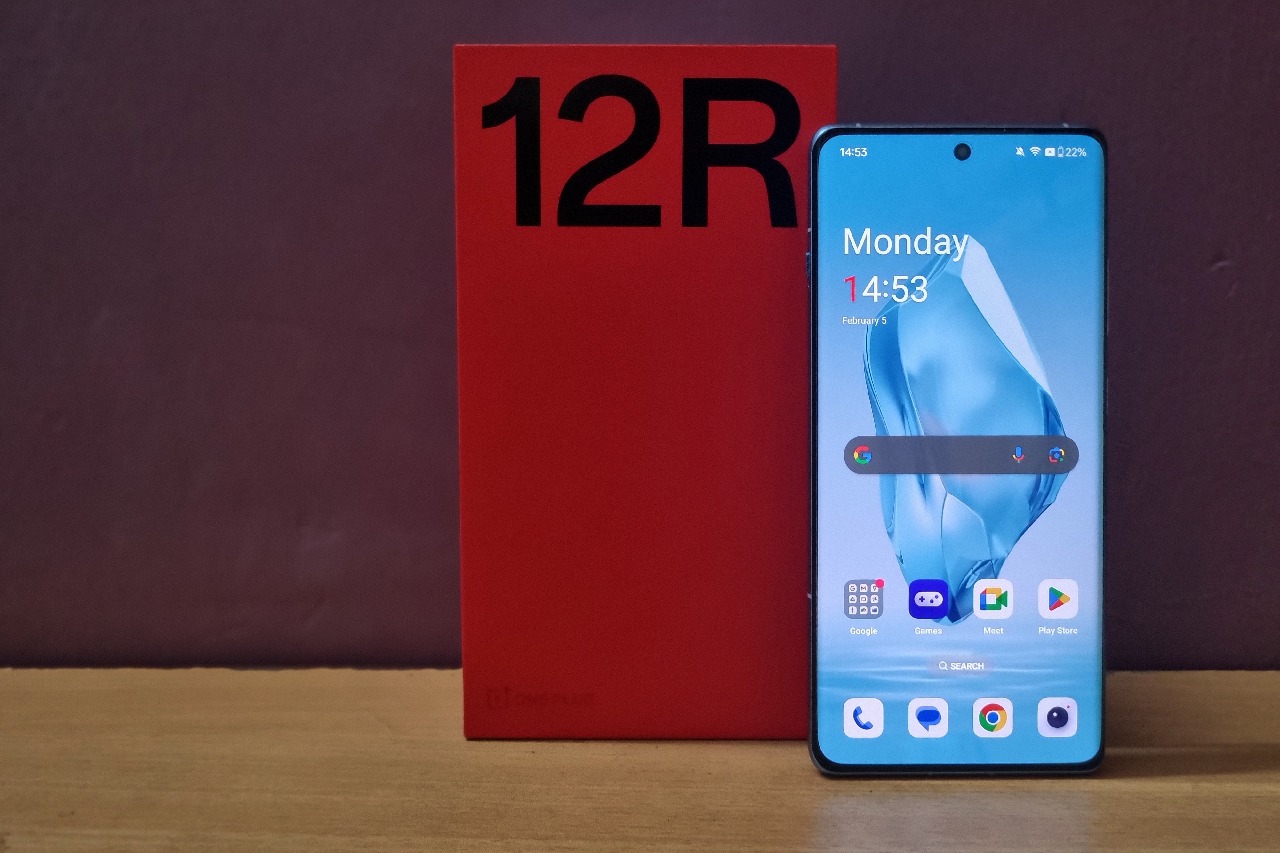 OnePlus 12R: Smooth & stylish with impressive camera, battery life