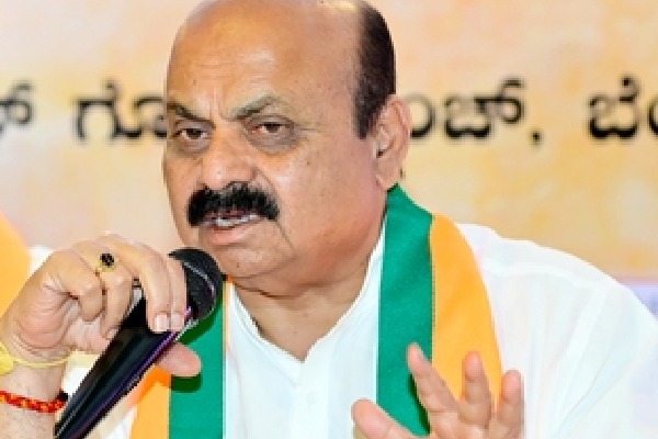 K'taka heads towards bankruptcy for the implementation of 'guarantees' sans income: Bommai