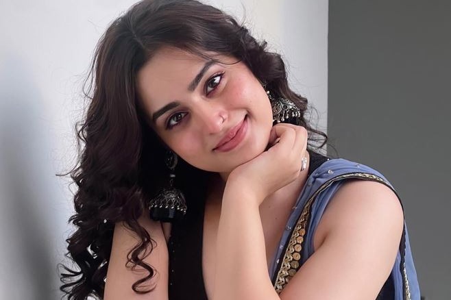 Ayesha Khan to star in Telugu film 'Lucky Baskhar' with Dulquer Salmaan