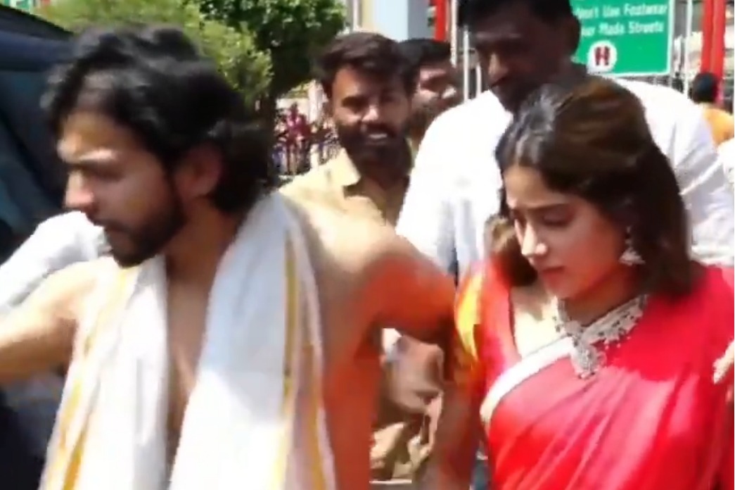 Janhvi visits Tirumala temple with boyfriend Shikhar, close buddy Orry on b'day