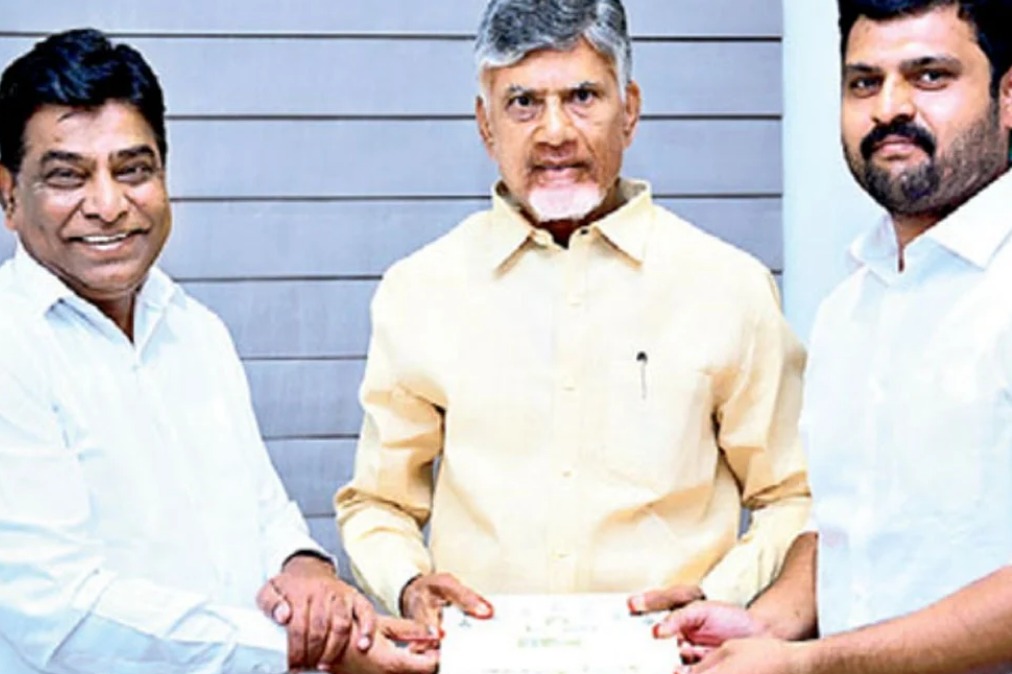 MP Nama Nageswara Rao Invites Chandrababu Naidu to Son's Wedding