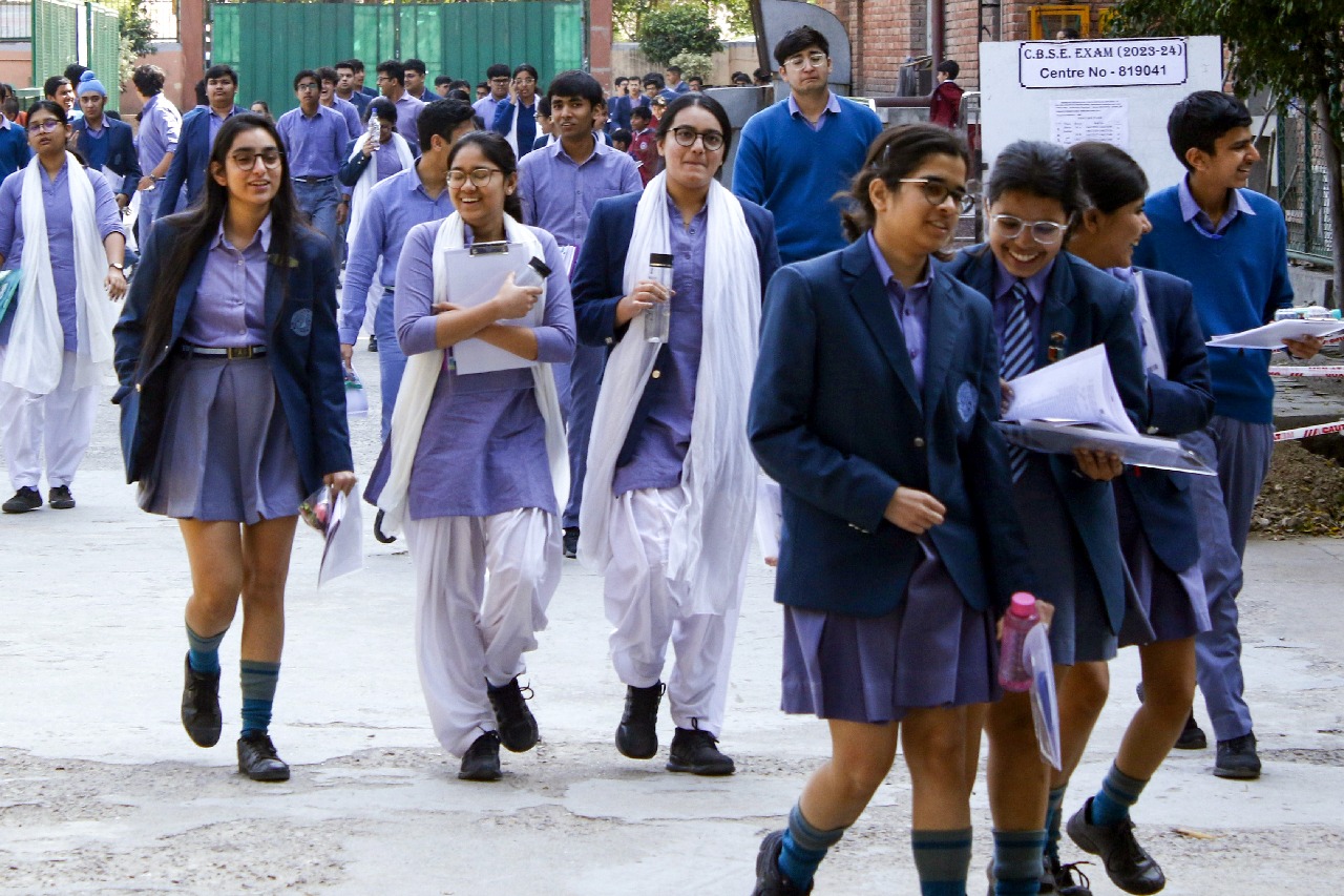 Over 12 lakh students appear for 10th class exams in Telugu states