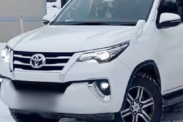 Stolen SUV of BJP chief J P Nadda's wife found in Varanasi, two arrested