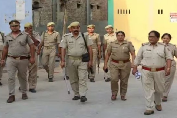UP cops on election duty to get special summer kits to beat the heat