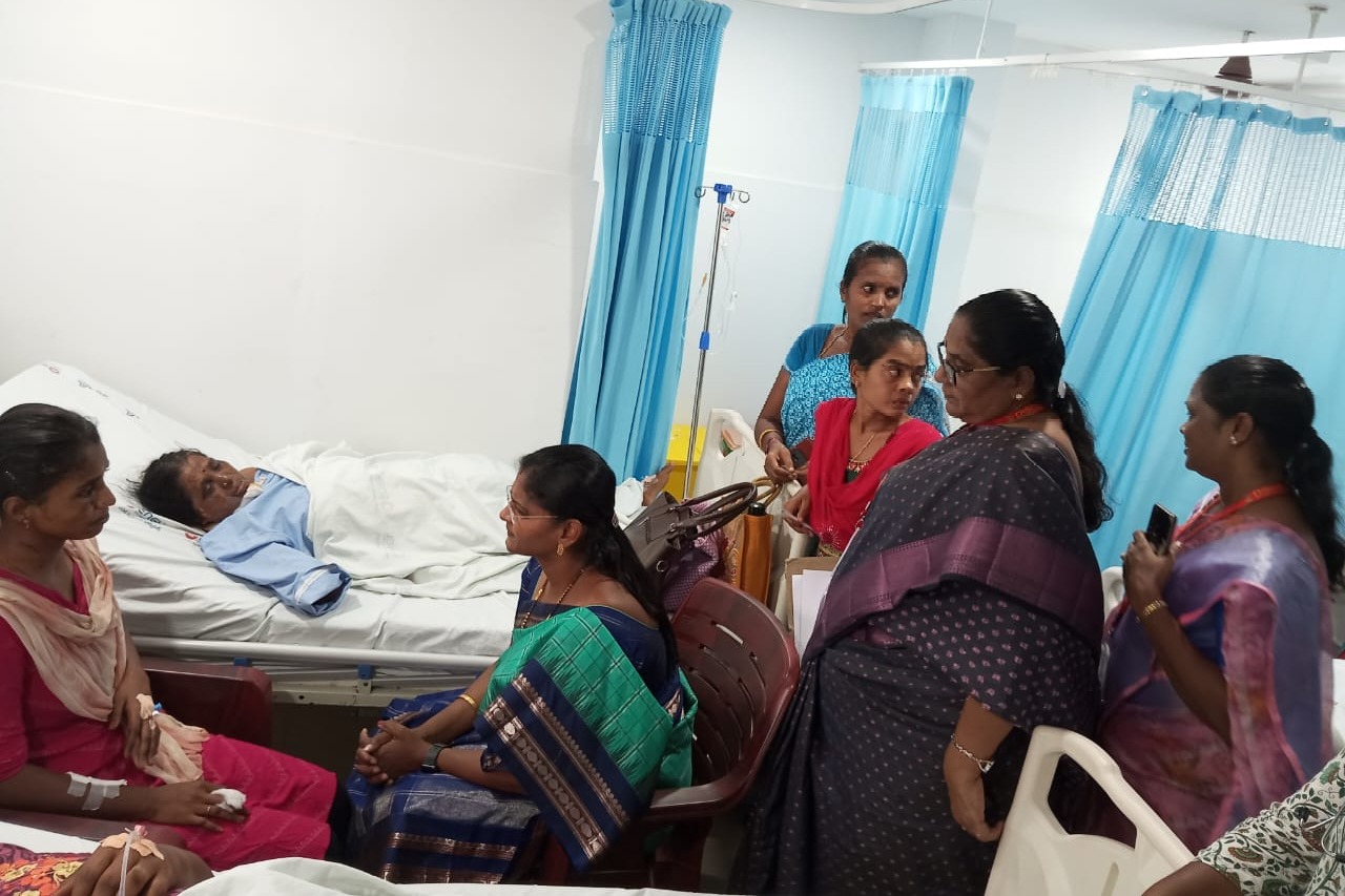 నెల్లూరు జిల్లా వింజమూరులో తల్లీకూతురులపై దాడి ఘటనపై మహిళా కమిషన్ సీరియస్..
