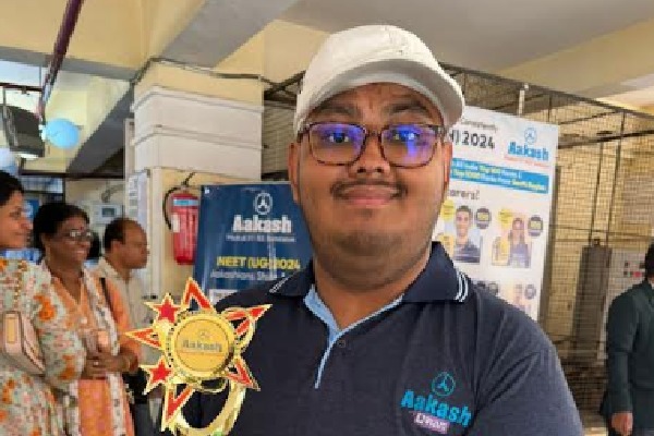 15 Students of Aakash Educational Services Limited (AESL) from Hyderabad become top scorers in NEET UG 2024