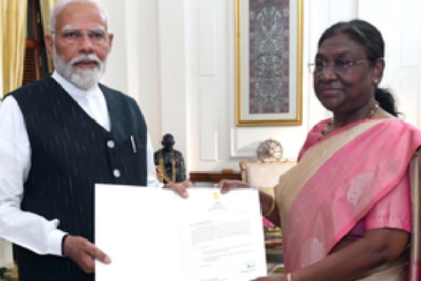 Will take India ahead at great speed now, assures PM Modi