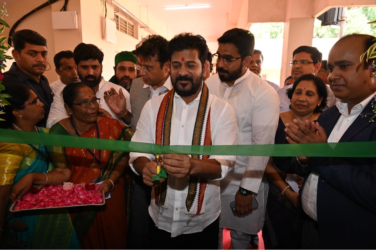 మల్లేపల్లి ఐటీఐ ప్రాంగణంలో ఐటీఐ స్కిల్  డెవలప్మెంట్ అప్ గ్రేడేషన్ ప్రాజెక్టు కు భూమి పూజ చేసిన ముఖ్యమంత్రి ఎ.రేవంత్ రెడ్డి