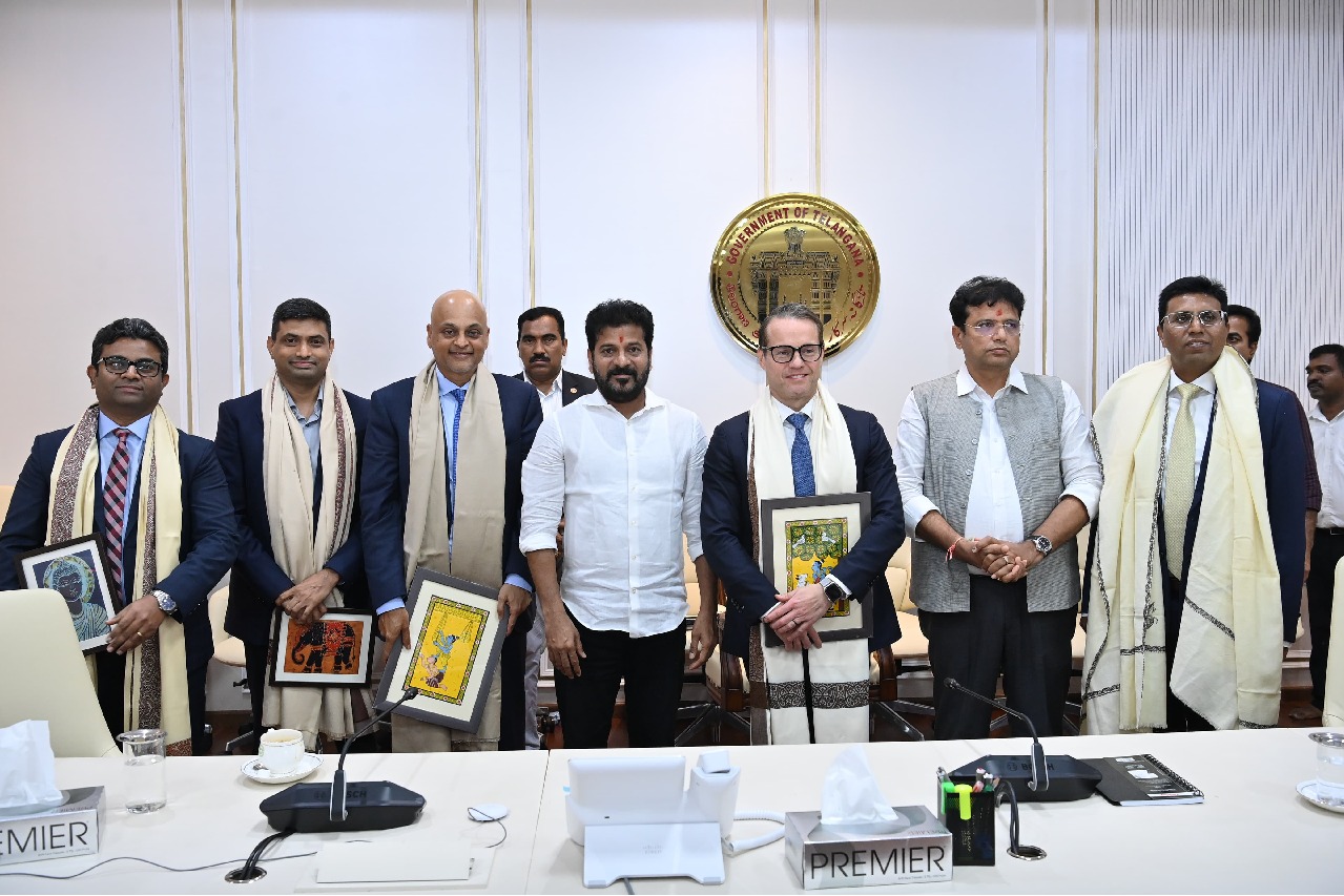 ఫొటోలు:- సచివాలయంలో సీఎం రేవంత్ రెడ్డి తో భేటీ అయిన కుష్ మన్ అండ్ వేక్ ఫీల్డ్ సంస్థ ఆసియా పసిఫిక్ సీఈవో మ్యాథ్యూ భౌ