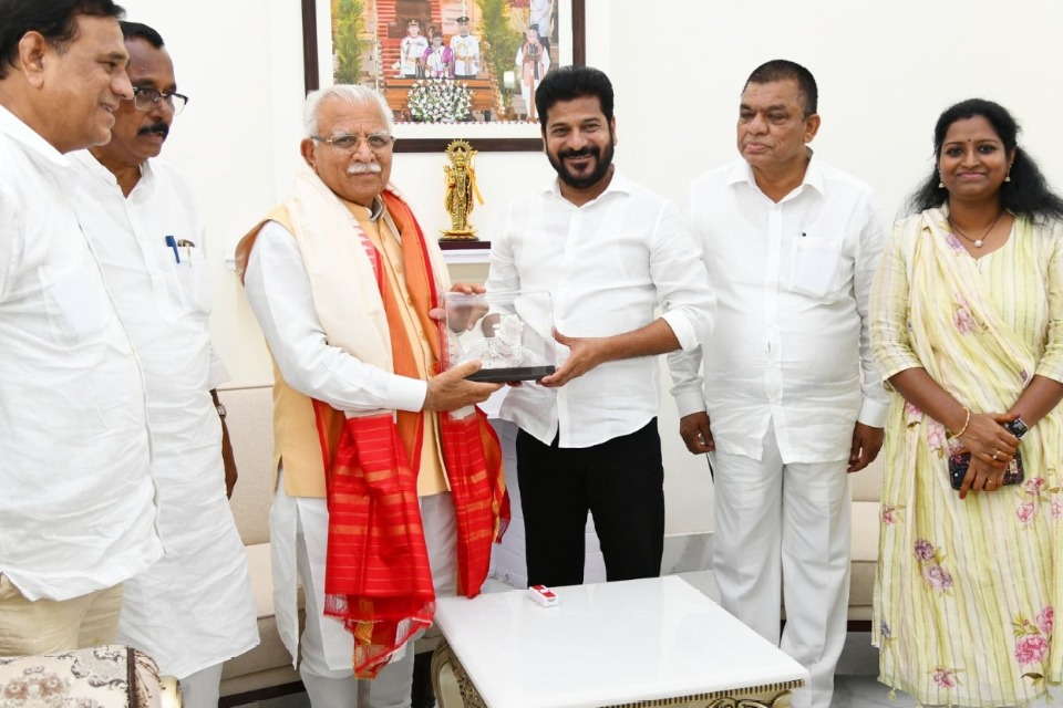 స్మార్ట్ సిటీ మిషన్​ గడువు పొడిగింపు; సీఎం రేవంత్​ రెడ్డి చొరవతో స్పందించిన కేంద్రం