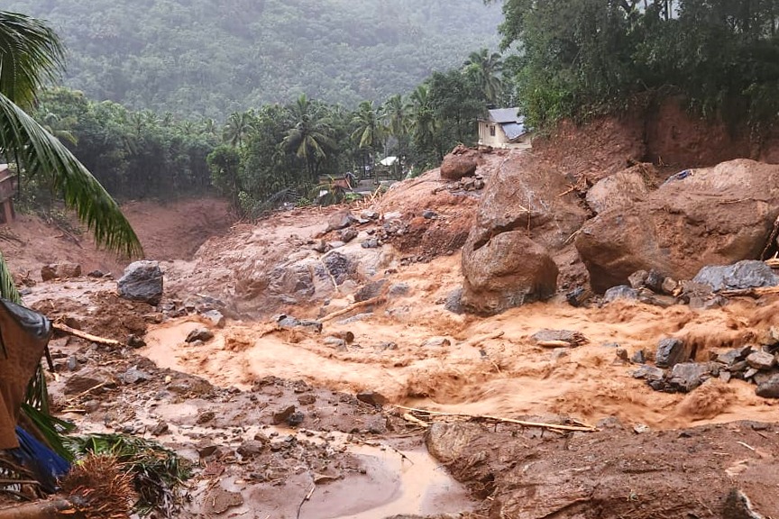Wayanad landslides toll reaches 120, 98 missing, rescue operations continue (Roundup)