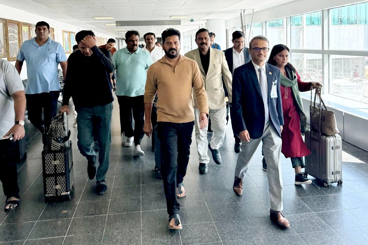 Telangana CM begins US visit to attract investment