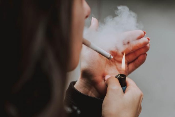 No amount of smoking safe in pregnancy: Study