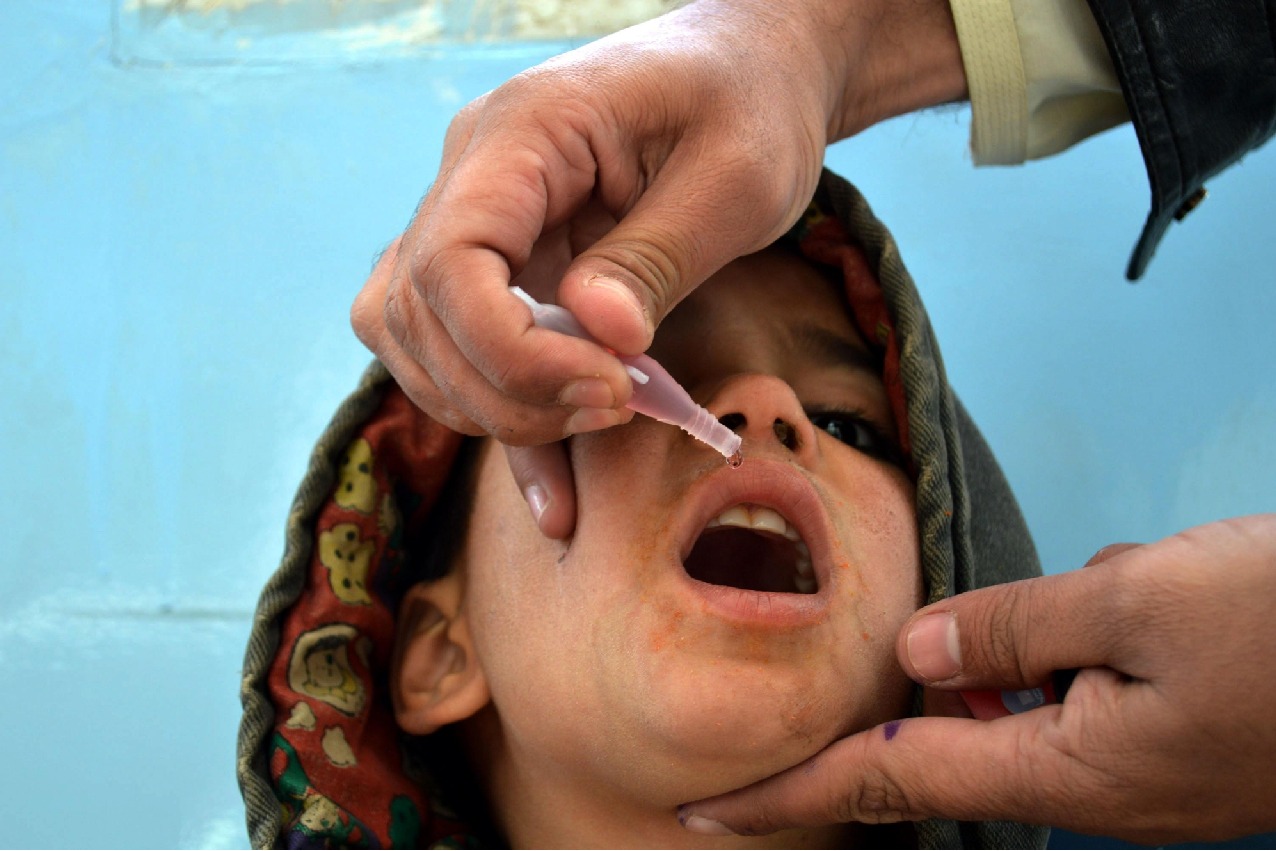 Delayed humanitarian pause in Gaza could fuel polio outbreak among children: UNRWA