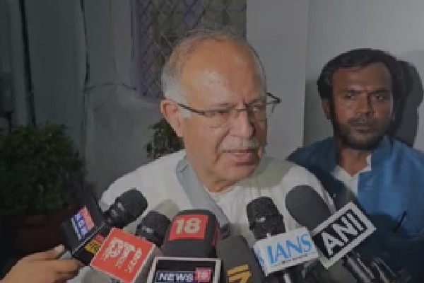 Congress says will respond at 'right time' after HM Shah raises questions on alliance with NC
