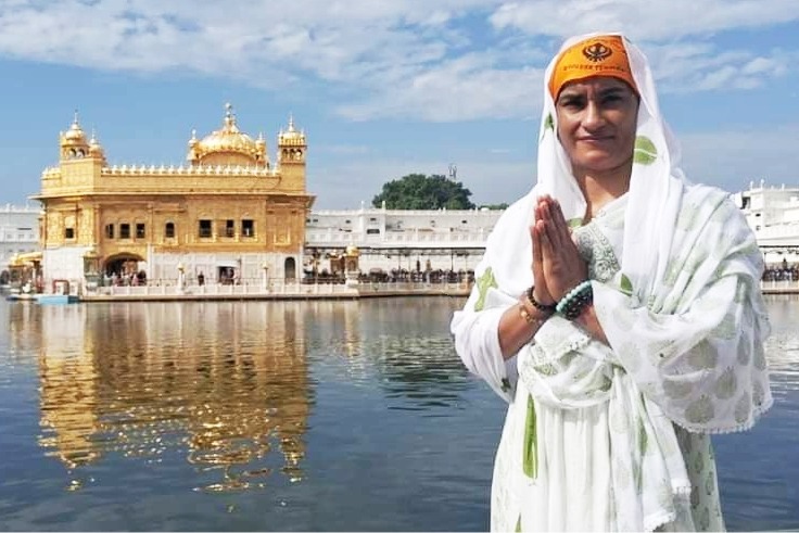Vinesh Phogat prays for strength, courage at Golden Temple
