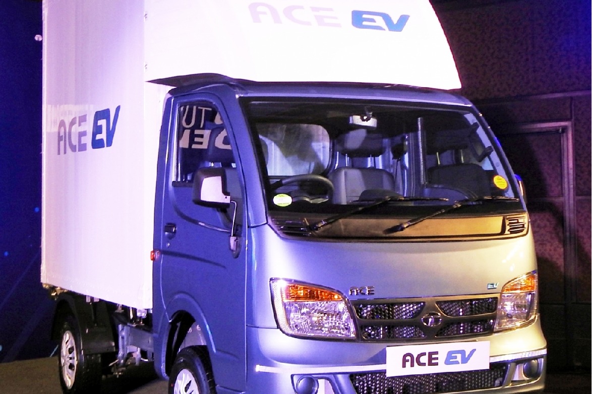 Indian commercial vehicle industry reverses decline, to see modest growth in FY25