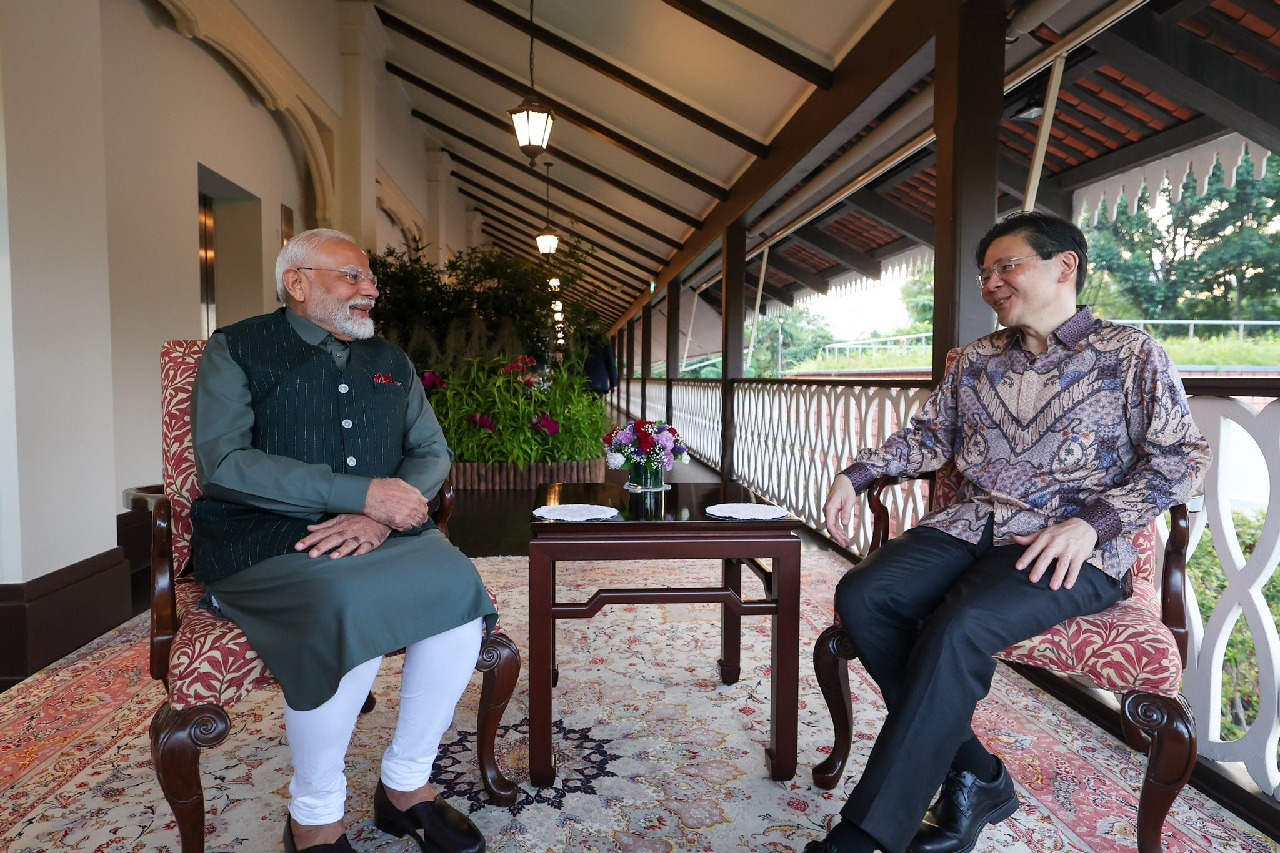 PM Modi meets counterpart Lawrence Wong at iconic Sri Temasek in Singapore