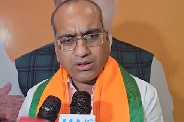 After resigning as BJD's RS member, Sujeet Kumar joins BJP