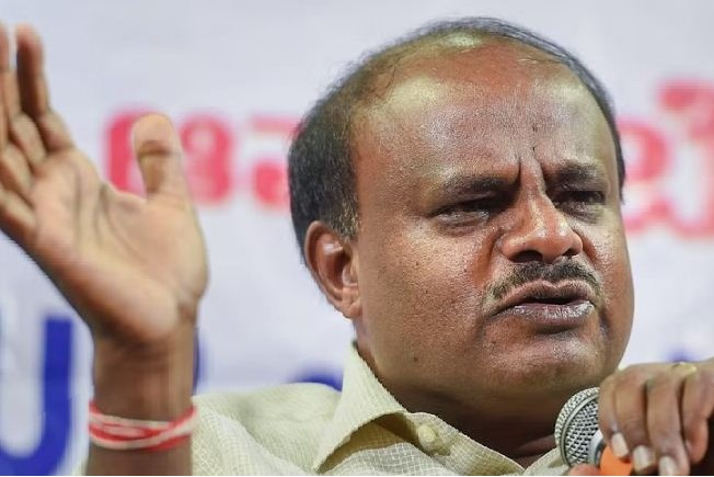 Ganesh procession violence: Union Minister Kumaraswamy to visit K'taka on Sep 13