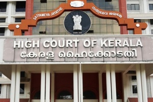 Convict moves Kerala HC for higher wages, more contacts for calls