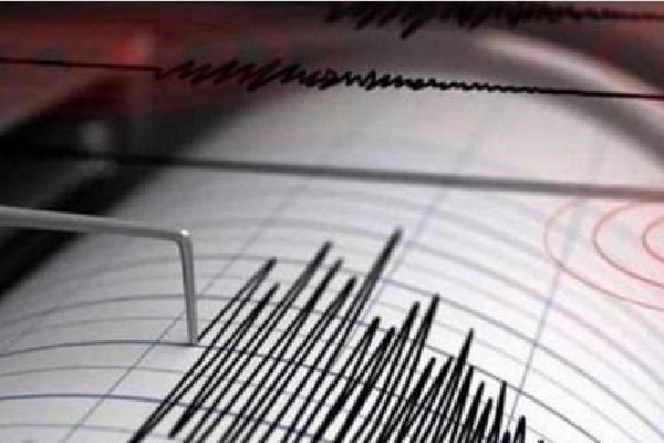 5.0 magnitude earthquake jolts off eastern Indonesia