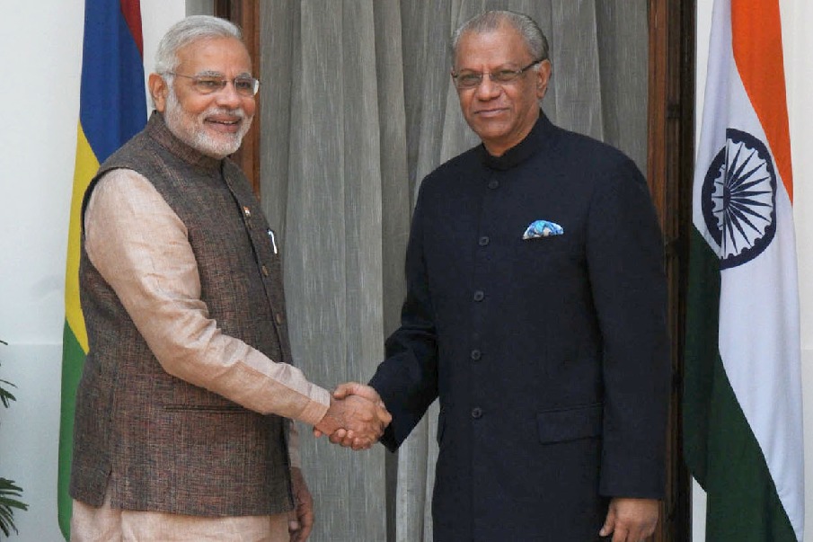 PM Modi congratulates 'friend' Ramgoolam on 'historic electoral
 victory' in Mauritius