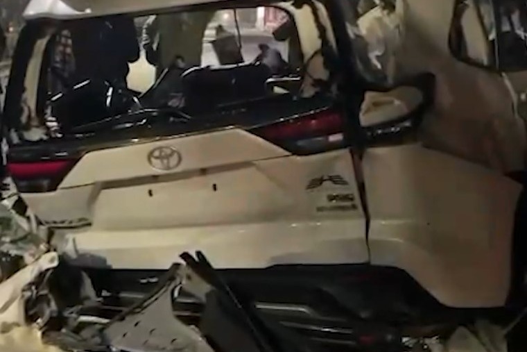 Six students killed, one injured in ghastly Dehradun road accident