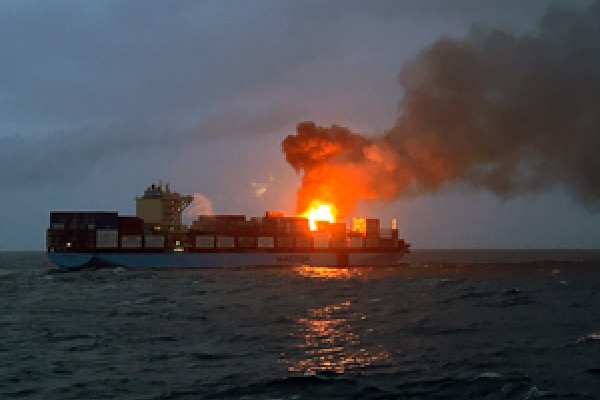 Vessel reports 2nd missile incident off Yemen coast in two days