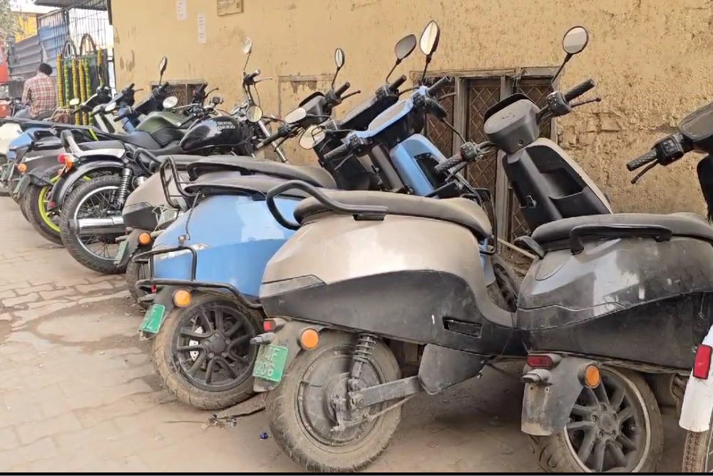 Investors lose Rs 38,000 crore as Ola Electric’s stock continues to slide