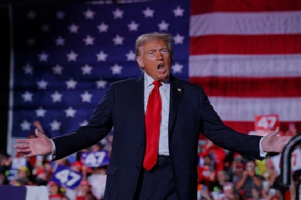 Trump says he will hit China, Canada, Mexico with tariff hikes on Day 1 in office