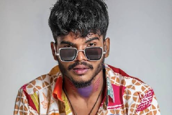 Choreographer, stock market trader held for drug peddling in Hyderabad-Updates