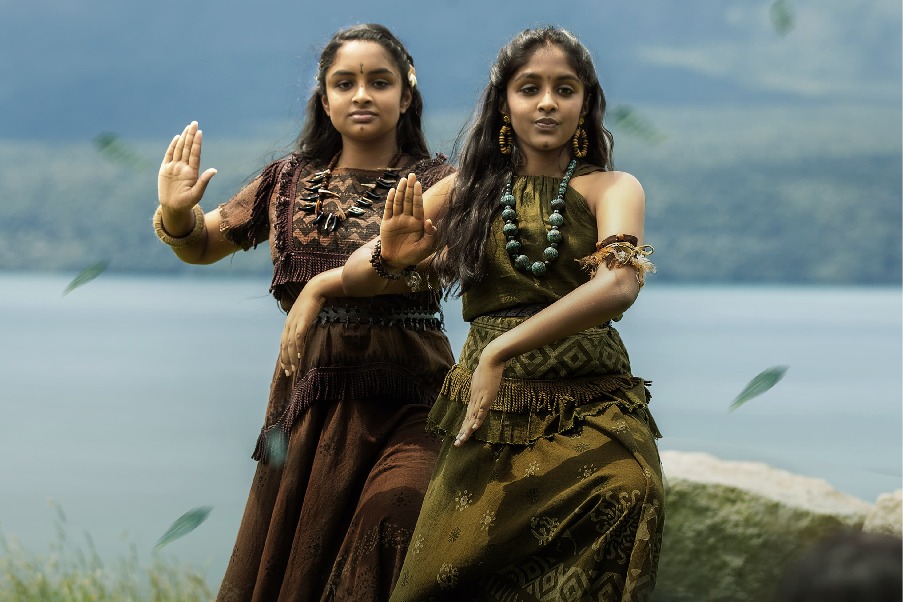 Introducing Ariaana and Viviana From Vishnu Manchu’s Kannappa