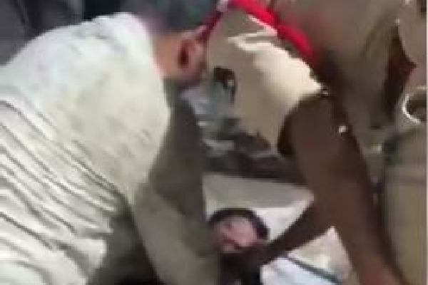 Two injured in stampede at Hyderabad theatre during 'Pushpa 2' premiere